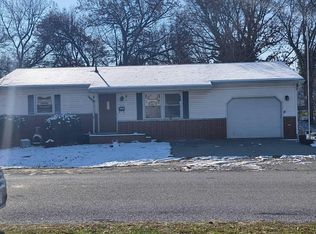 502 W Marion St, Newton, IL 62448