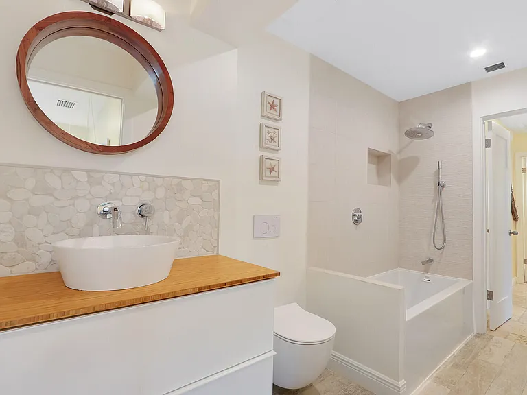 721 N Lakeside Dr — Photo 24