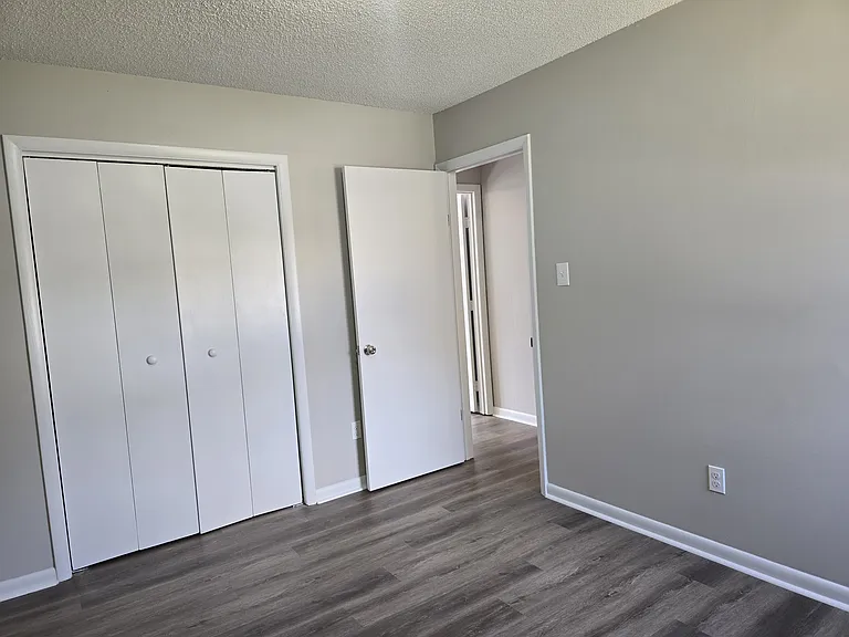 1600 Porters Mill Ter — Photo 30
