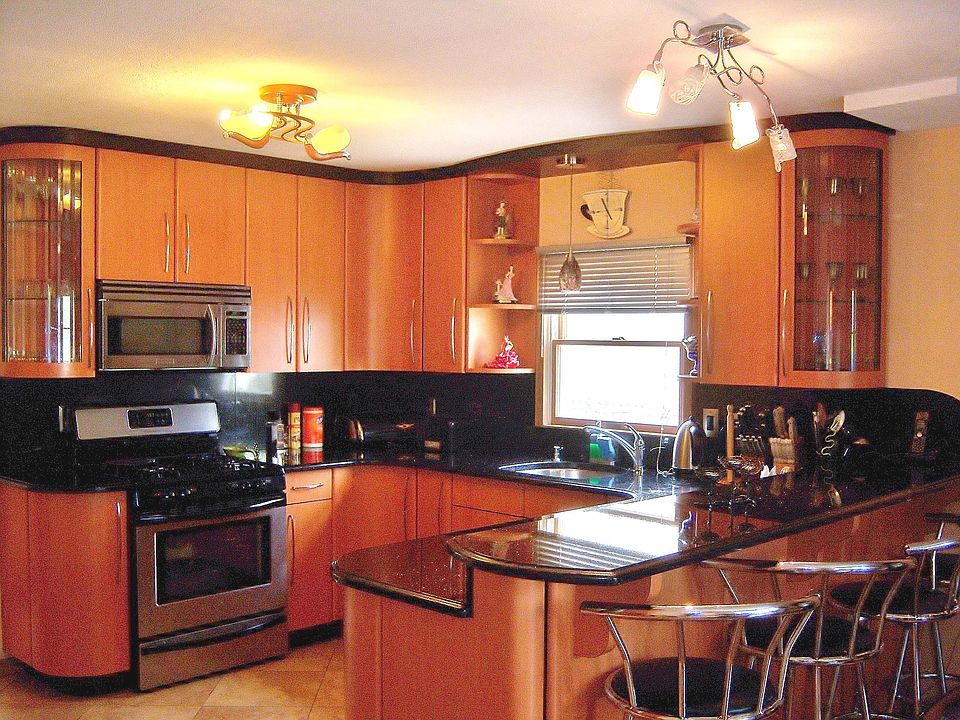 1st image of 358 Cortelyou Ave