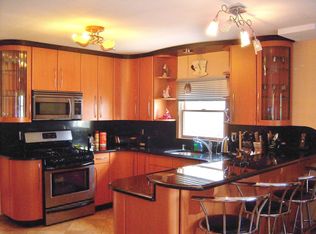 358 Cortelyou Ave, Staten Island, NY 10312
