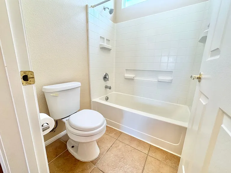 10424 Palm Village St — Photo 6