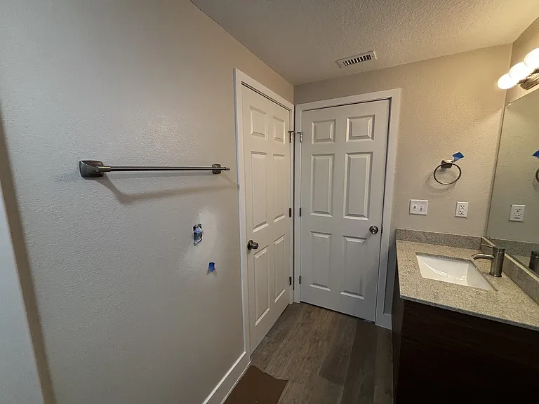 4424 S Texas Ave — Photo 7