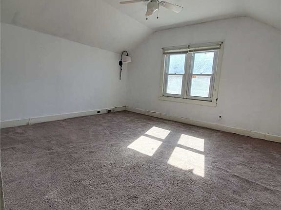 4th image of 14449 166th St