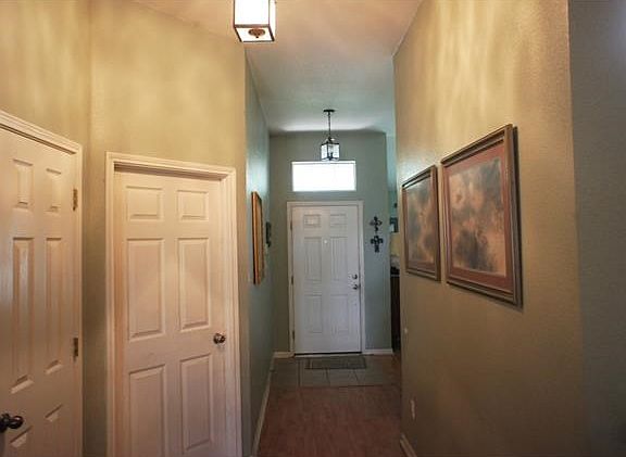 3rd image of 109 Pecanwood S