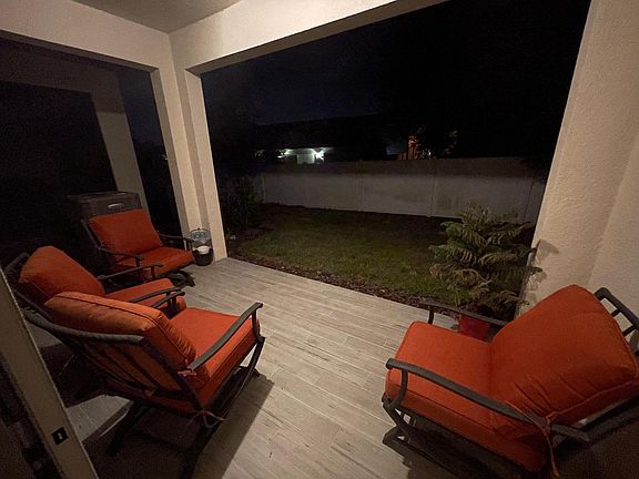 5th image of 1212 Pavia Dr