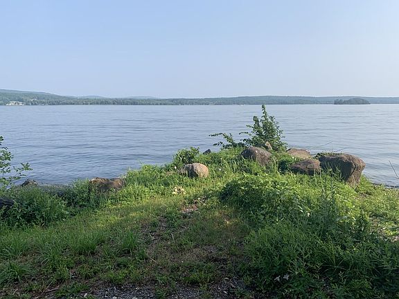 2nd image of 1187 Hathaway Point Road