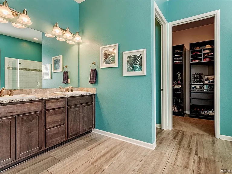 7841 S Queensburg Way — Photo 16