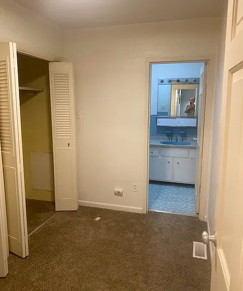 870 College Ave #8-A — Photo 13