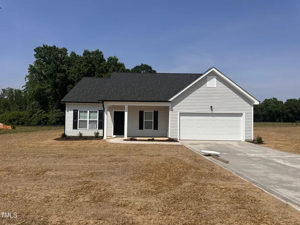 176 Dalton Dr, Lumber Bridge, NC 28357