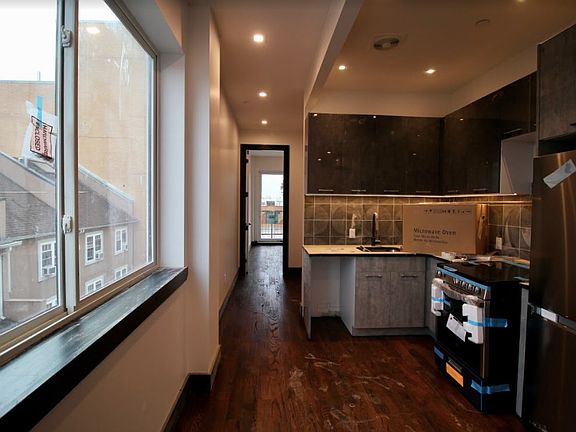 2nd image of 340 Irving Ave #C2