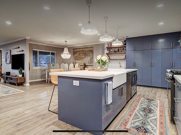 4th image of 7218 Jalna St