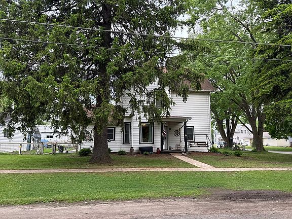 2nd image of 506 3rd St