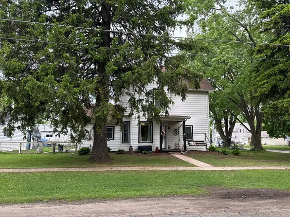 506 3rd St, West Concord, MN 55985