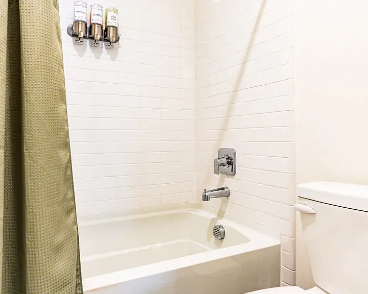 Passagio Lago Way — Photo 82