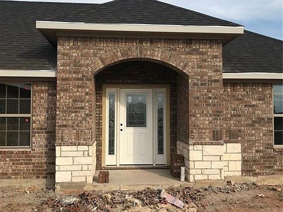 2nd image of 2504 Comal Ct