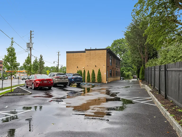 325 Manville Rd #201 — Photo 13