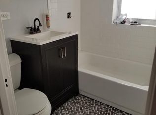 3607 W George St #1, Chicago, IL 60618