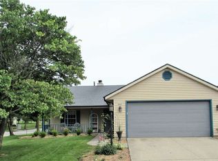2817 Ridge Valley Dr, Fort Wayne, IN 46804