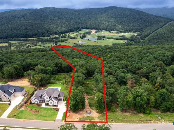 49 Watson Grande Way SE, Owens Cross Roads, AL 35763