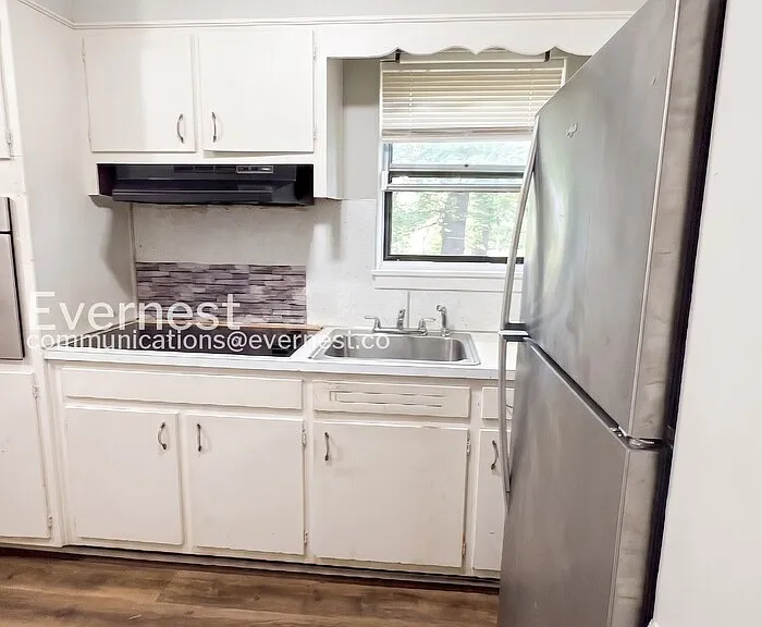 733 Glen Ridge Dr — Photo 5