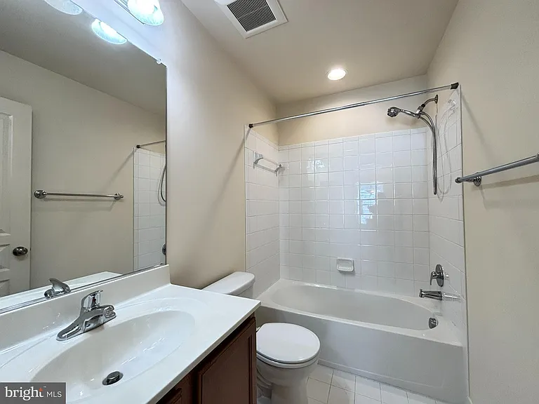 1599 Renate Dr — Photo 17