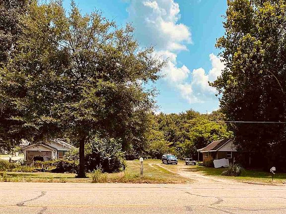4th image of 1301-1303 S State Line Ave