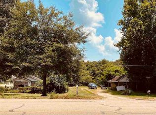 1301 S State Line Ave #1303, Texarkana, AR 71854