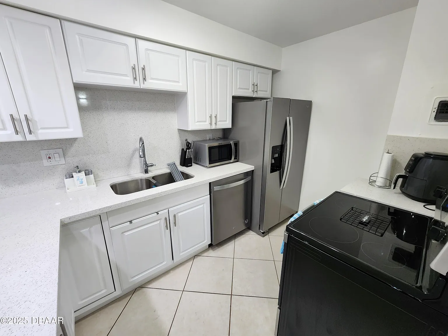 1 bed, 1.0 bath, 665 sqft, $1,950 — Photo 4