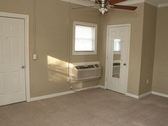 4th image of 405 Mckinnon Drive