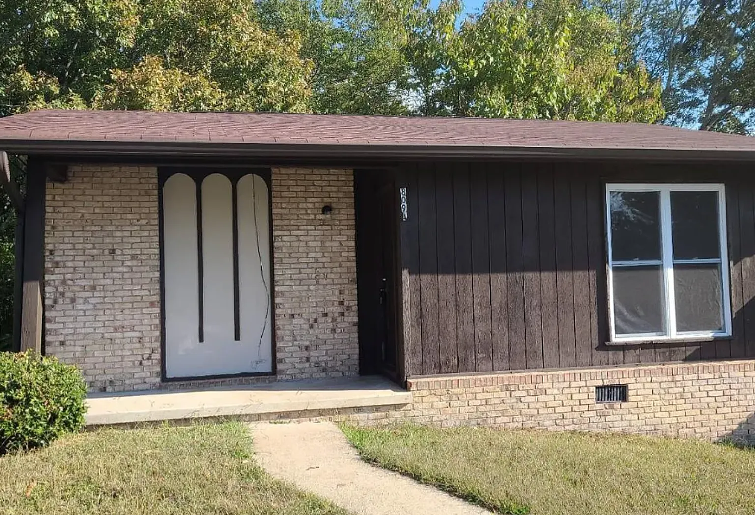 Convenient Hixson Living in a Location You'll Love! — Photo 1