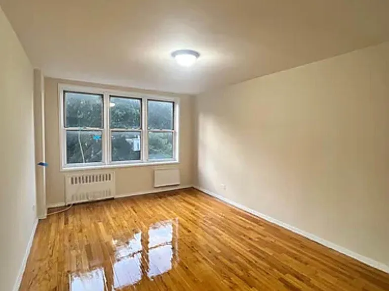 36 Hamilton Ave #2J — Photo 4