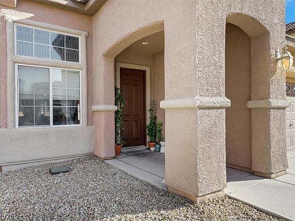 4th image of 2620 Timid Tiger Ave