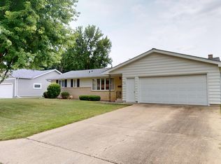 302 Glenn Rd, Albert Lea, MN 56007