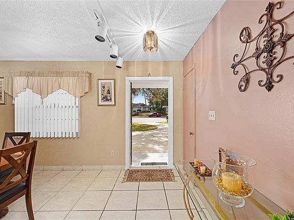 5th image of 1080 Grizzly Ct