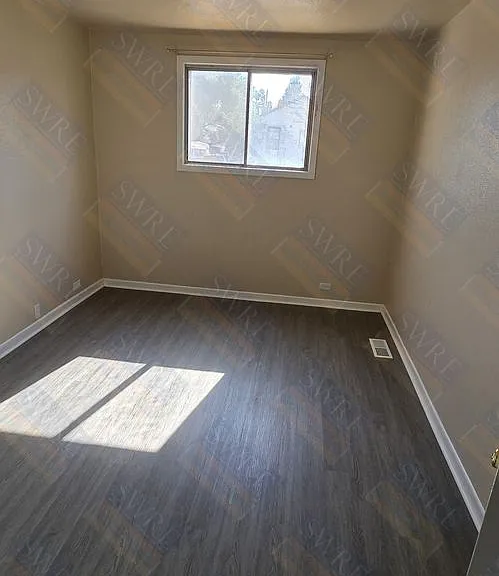 816 Walnut St — Photo 7
