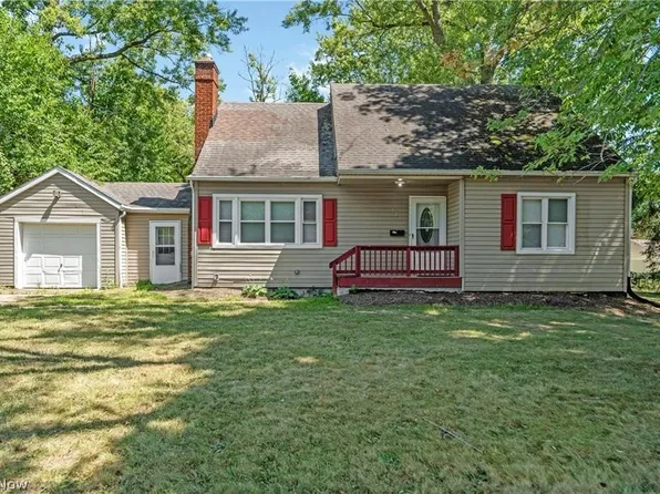 1255 Dover Ave, Akron, OH 44320