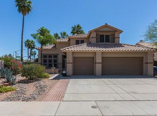 1077 N Redrock St, Gilbert, AZ 85234
