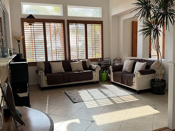 4th image of 444 Avenida Antonio #1