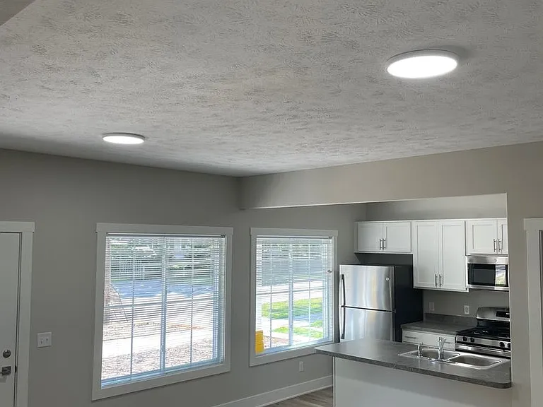 449 Washington Ave — Photo 6