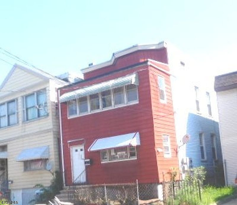 1st image of 126 Kearney Ave