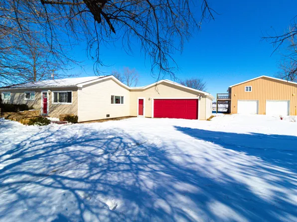 120 N Van Dyke Rd, Marlette, MI 48453