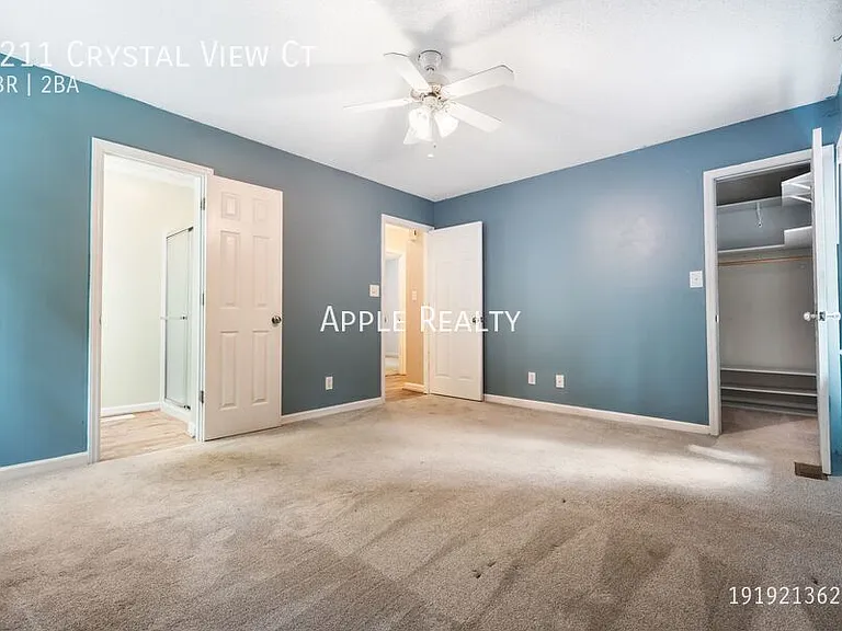 1211 Crystal View Ct — Photo 10