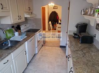 35 Montvale Ave APT 5, Woburn, MA 01801