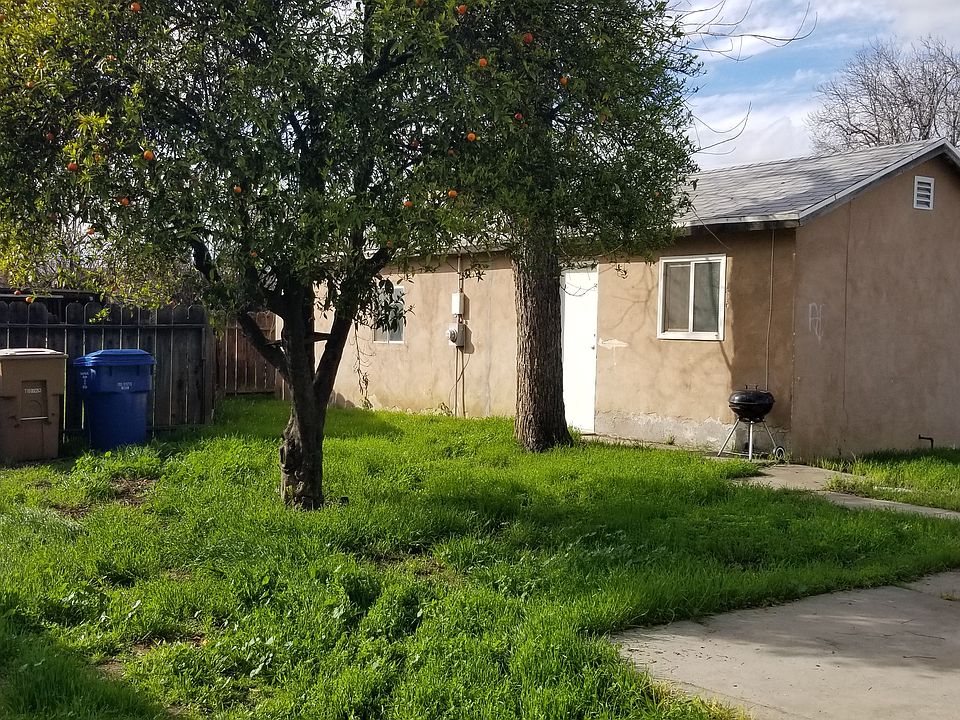 House & Yard