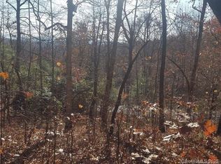 124 Pinnacle Peak Ln, Flat Rock, NC 28731