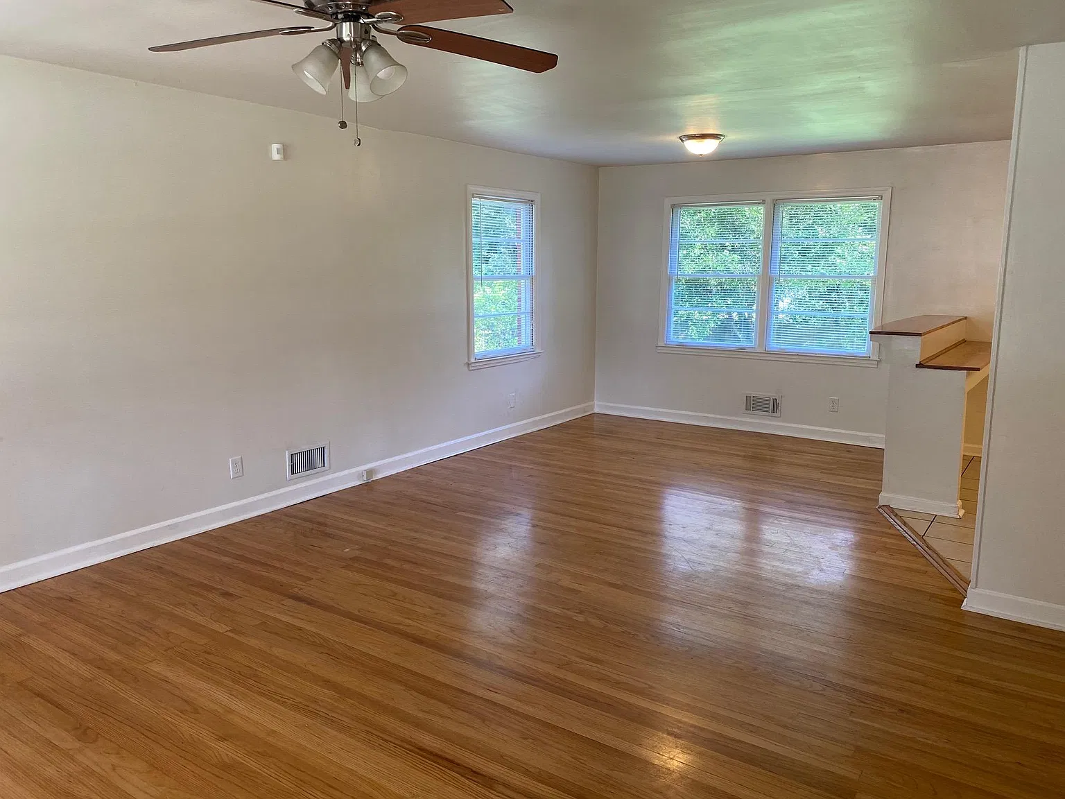 1606 Winter St — Photo 3