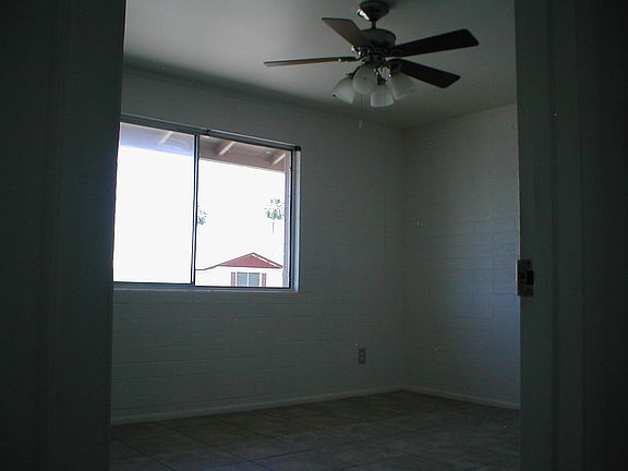 4th image of 11023 W Oakmont Dr