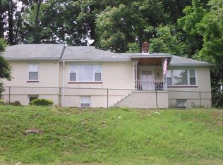 6 Crismer Ct, Baltimore, MD 21207