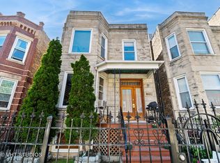 822 N Campbell Ave, Chicago, IL 60622